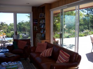 Retractable Screen Doors in Calabasas