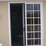 Agoura Mobile Screen Service | Screen Doors Agoura Hills & Westlake Village.