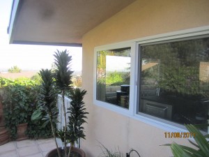 Retractable Screen Doors in Calabasas