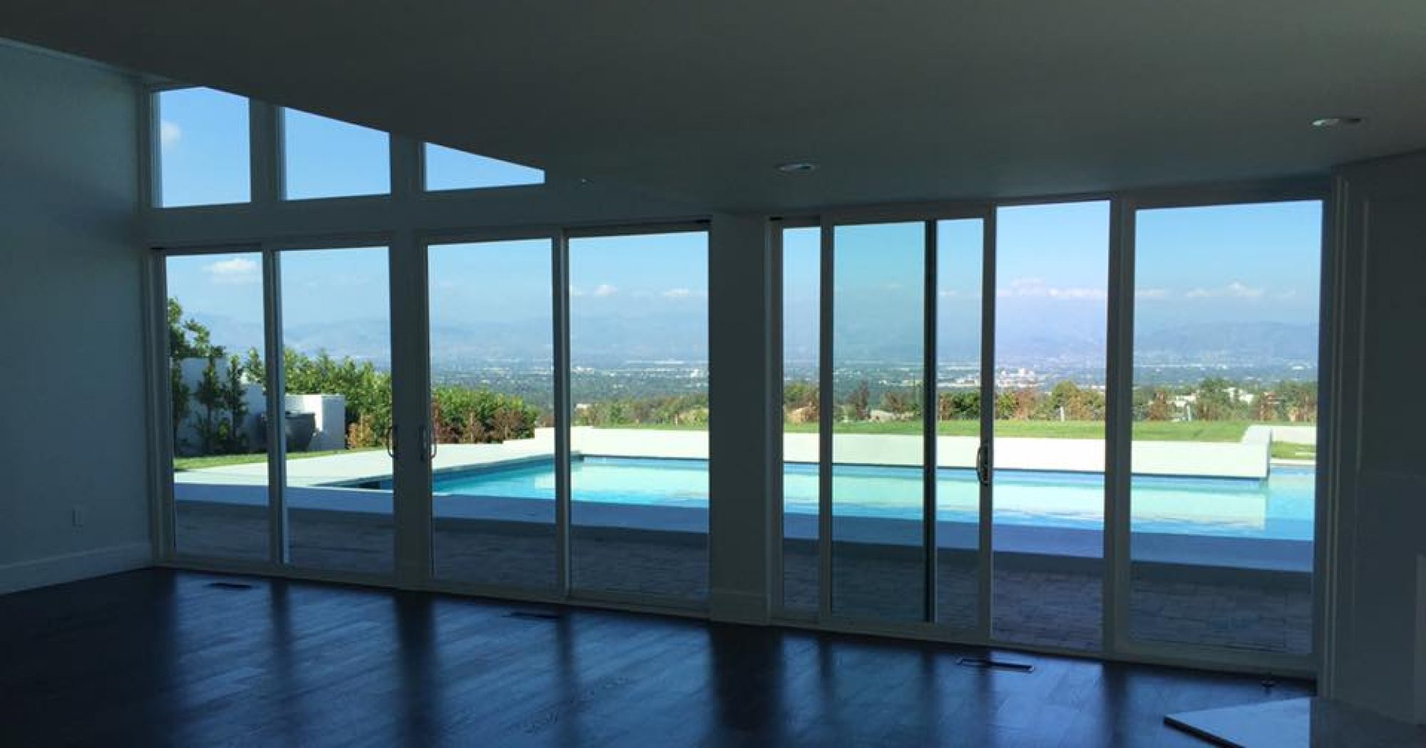 croppedBellAirScreens8.jpg Retractable Screen Doors