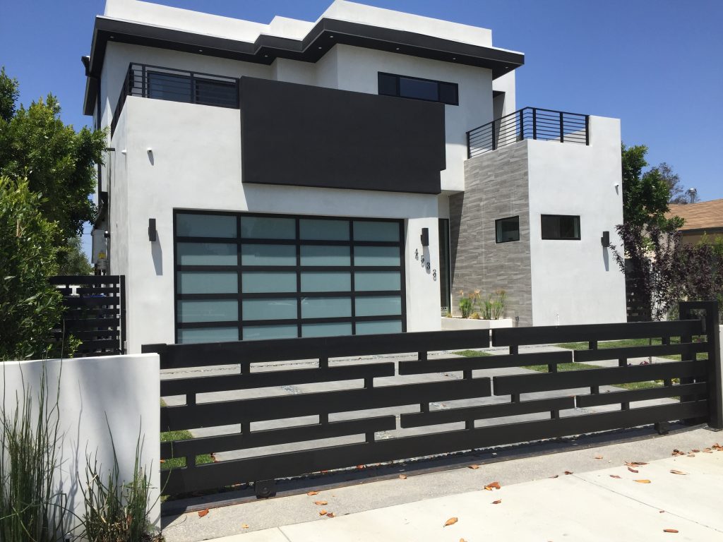 Sherman Oaks Installation extruded aluminum Bronze Screen Door in Living Room